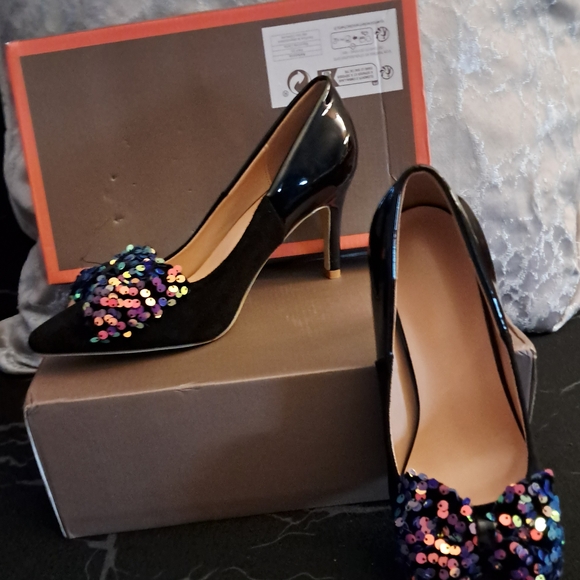 Black and Purple Jewel Sequin Embellished High Heels - Picture 2 of 3